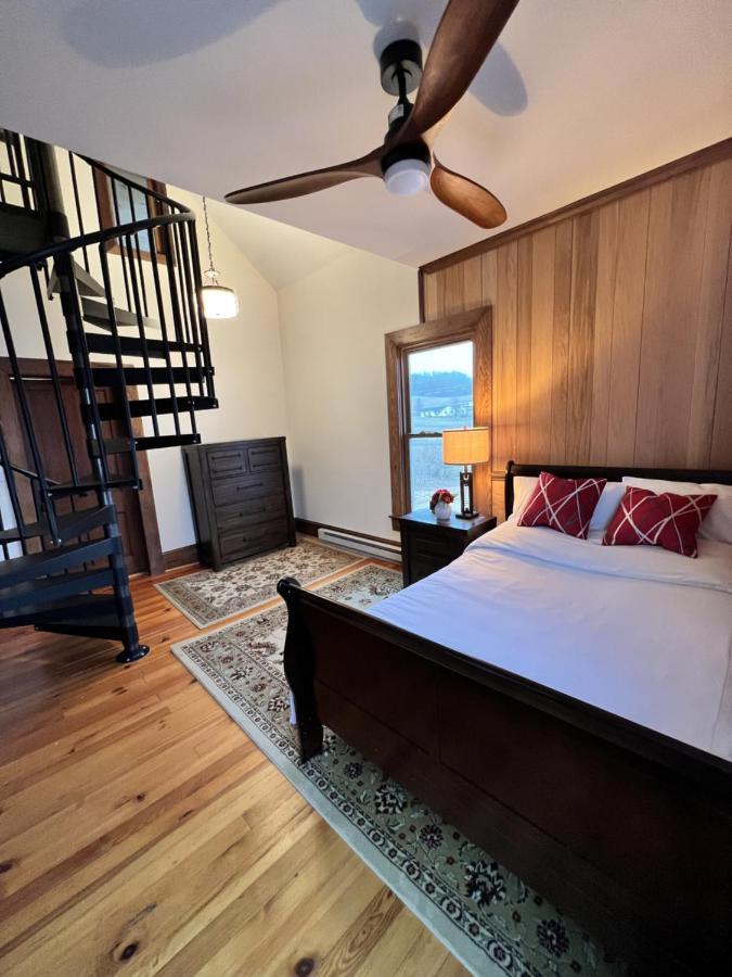 Monterey Inn Екстериор снимка