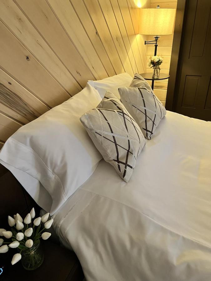 Monterey Inn Екстериор снимка