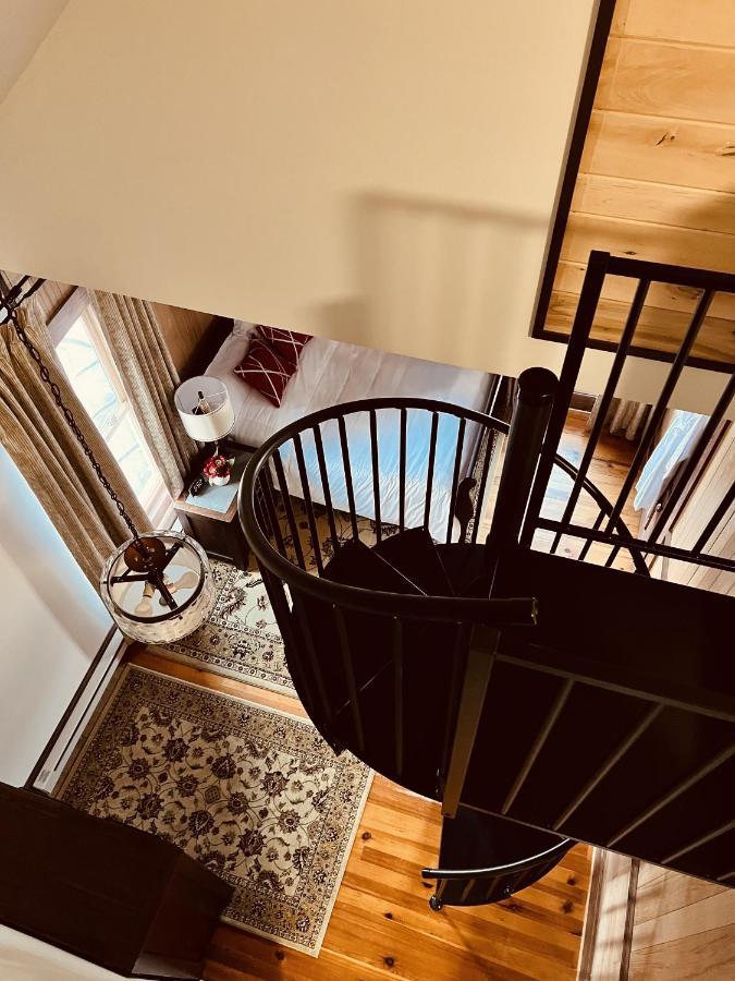 Monterey Inn Екстериор снимка