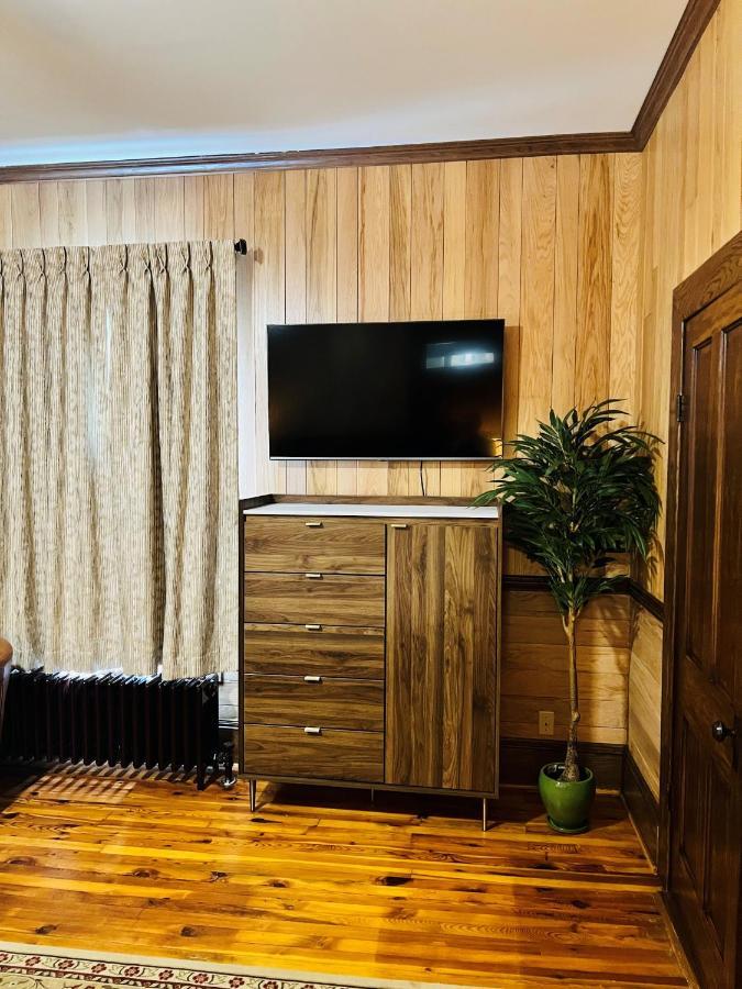 Monterey Inn Екстериор снимка
