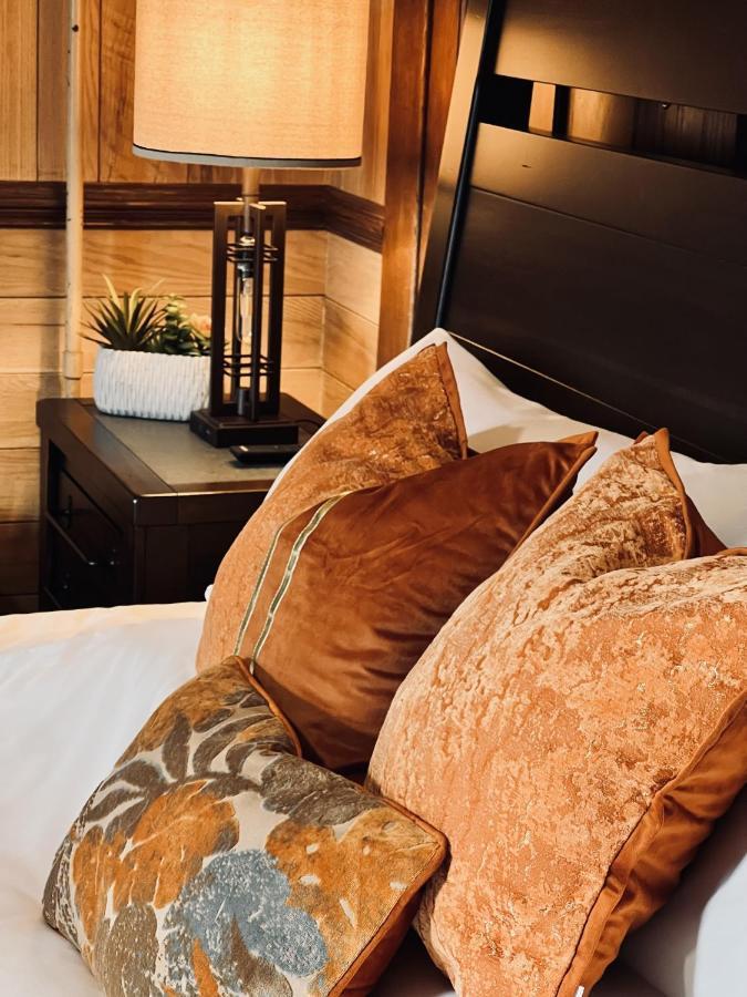 Monterey Inn Екстериор снимка